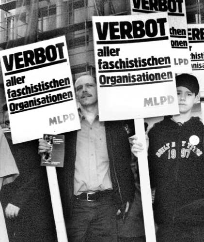 Verbot aller faschistischen OrganisationenMLPD Esslingen